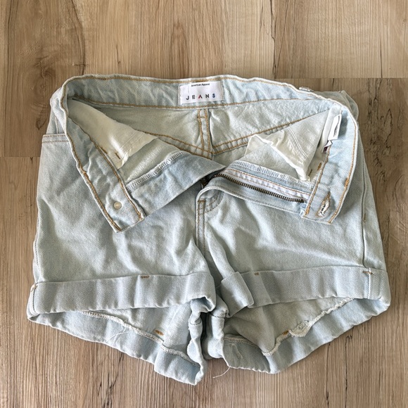 American Apparel High Waisted Cuff Jean Shorts - Picture 3 of 4